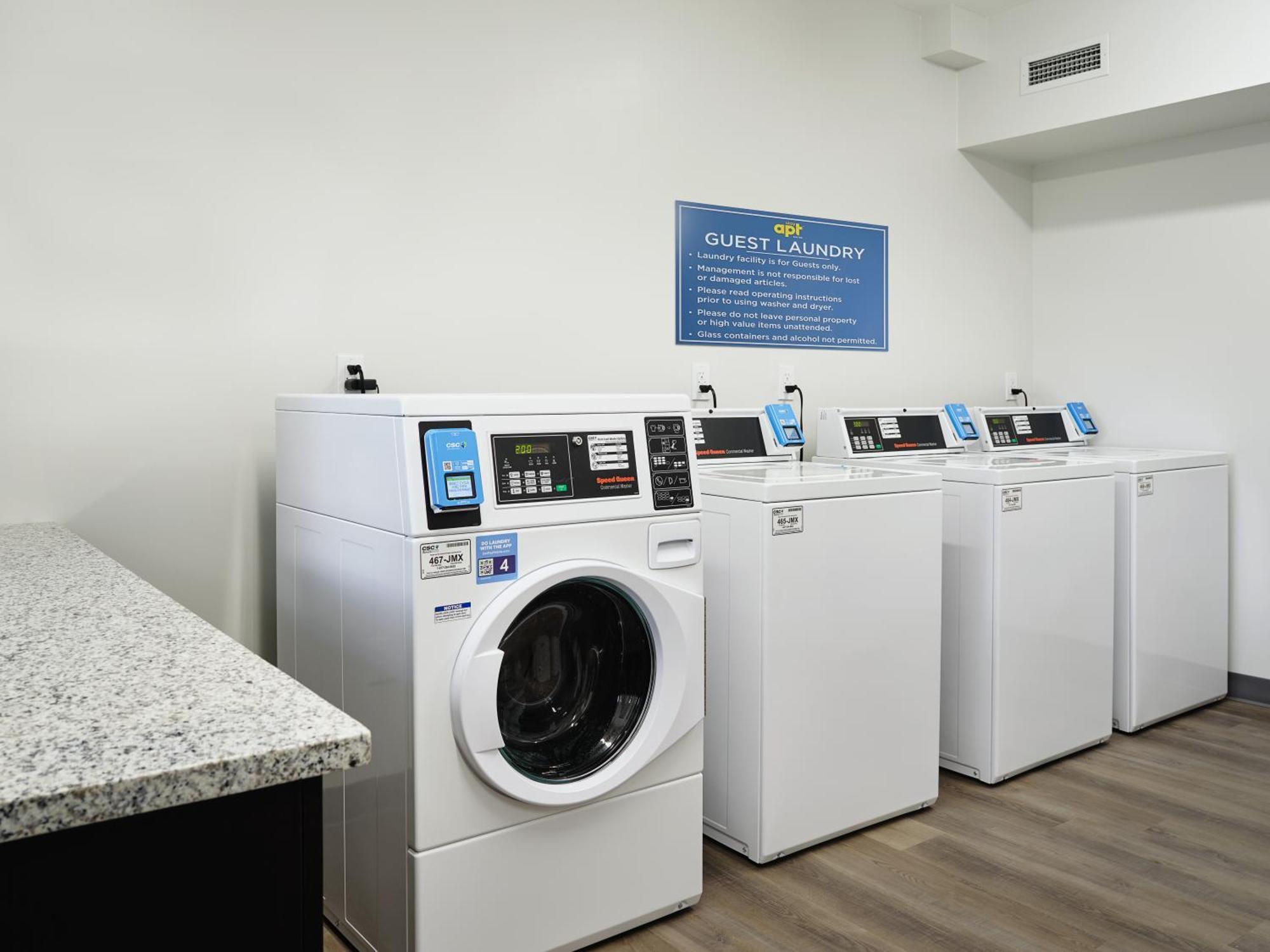 Stayapt Suites Charlotte North Хантерсвилл Экстерьер фото